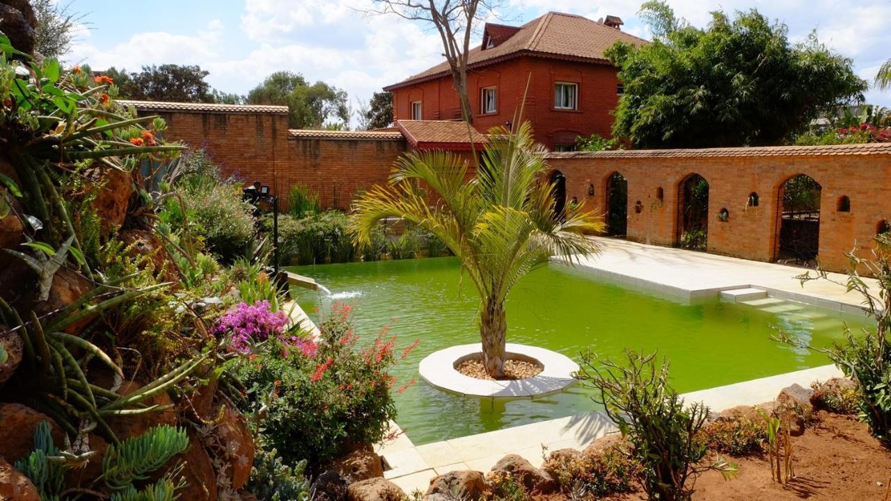 Eco Lodge Les Chambres Du Voyageur Antsirabe Exterior photo
