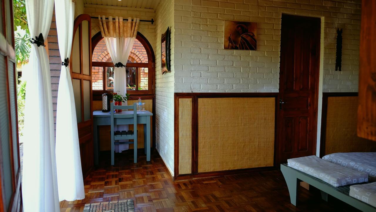 Eco Lodge Les Chambres Du Voyageur Antsirabe Exterior photo