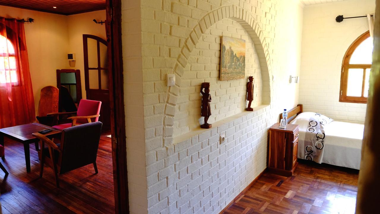Eco Lodge Les Chambres Du Voyageur Antsirabe Exterior photo